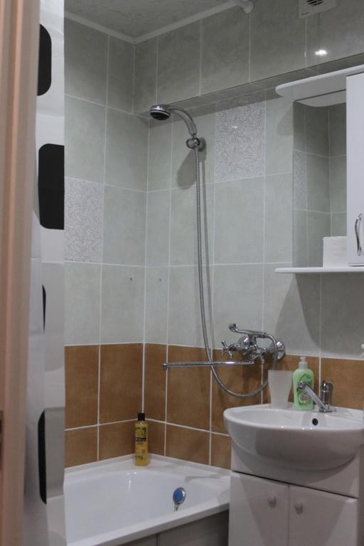 Apartment Квартира Ярослава Мудрого Krivoy Rog Ngoại thất bức ảnh